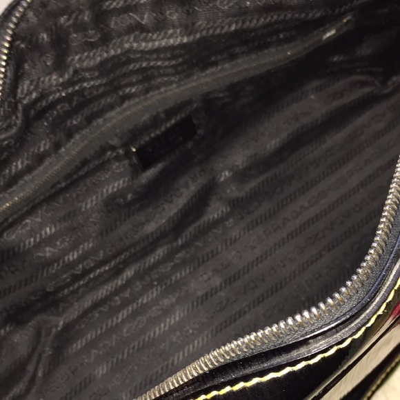 🌺 HP🌺💯 authentic patent leather bag🌺 - Picture 7 of 13